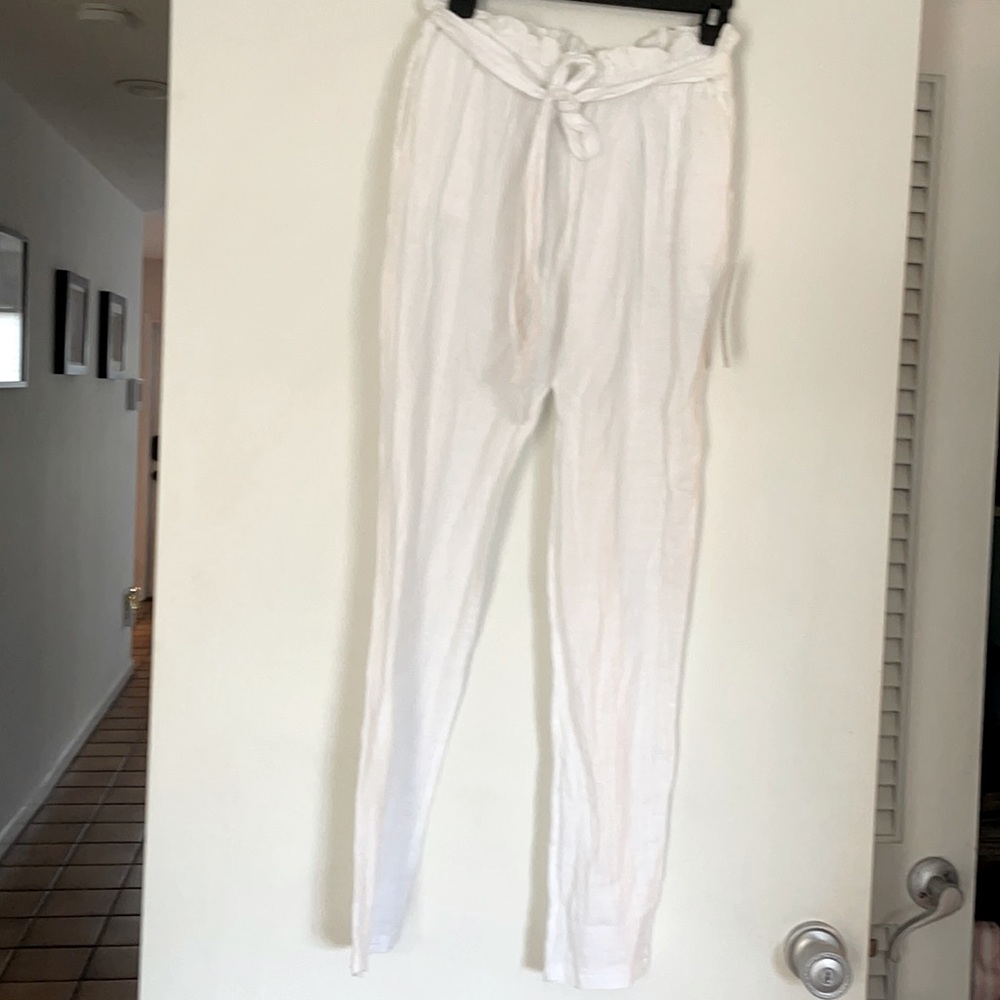 White linen pants ideally for the beach